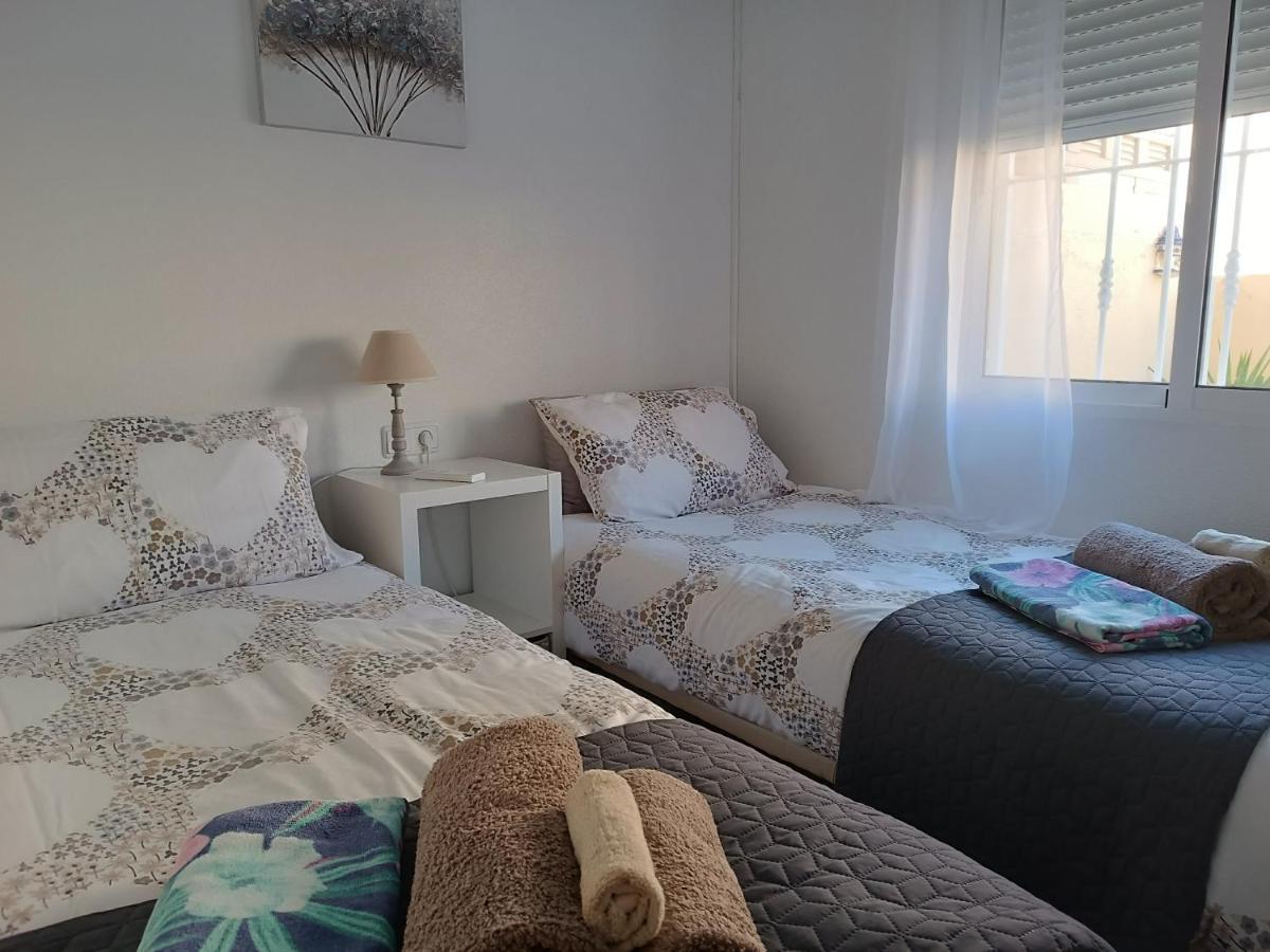 Cozy & Bright Apartment, Villamartin, Orihuela Costa Exteriör bild